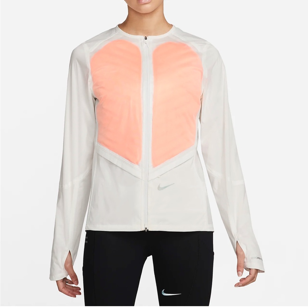 NWT. Nike Storm-FIT ADV Run Division. Women's Running Jacket size M